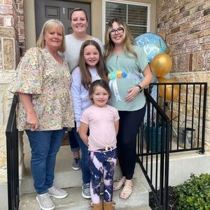 Meet your Posher, Sherry